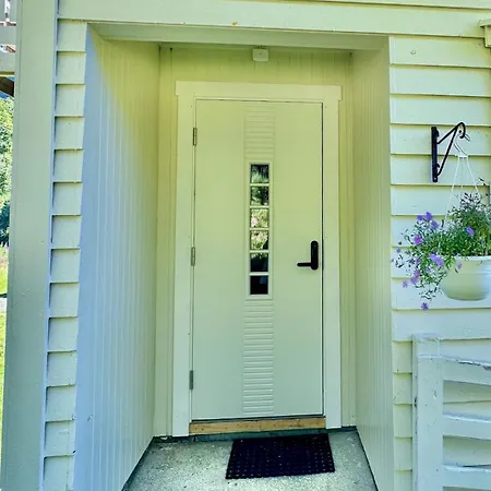 Holiday home Lofotens Perle *